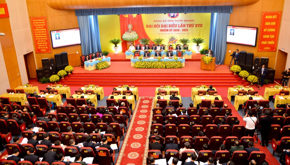 Đại hội đại biểu Đảng bộ tỉnh Tuyên Quang lần thứ XVII nhiệm kỳ 2020 -2025. Ảnh: Ngọc Hưng