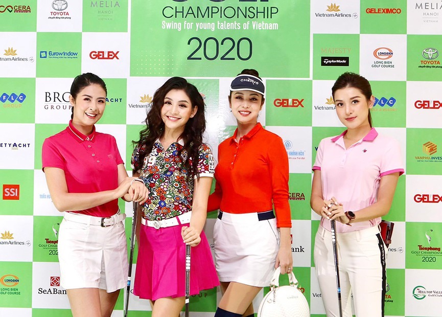 Hoa hậu Ngọc Hân, Jennifer Phạm, Á hậu Huyền My, người đẹp Thanh Tú cùng diện trang phục nổi bật của các golfer khi xuất hiện tại buổi họp báo Tiền Phong Golf Championship 2020.