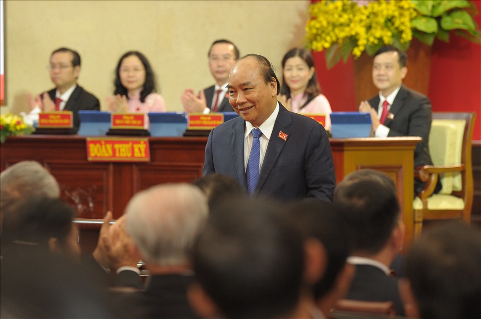 Thủ tướng Chính phủ Nguyễn Xuân Phúc dự Đại hội Đảng bộ TPHCM sáng ngày 15.10.  Ảnh: BTC Đại hội