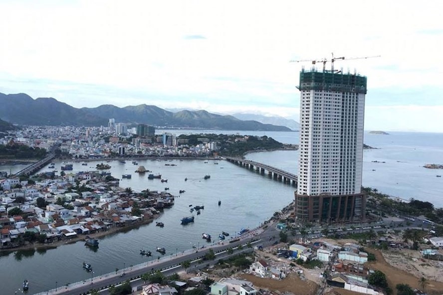 Vị trí dự án nằm ven sông Cái, Nha Trang, Khánh Hòa. Ảnh: Kỳ Lân