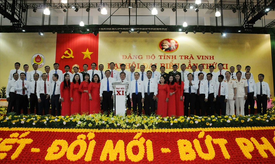 Ra mắt Ban Chấp hành Đảng bộ tỉnh Trà Vinh nhiemj kỳ mới. Ảnh: P.V.