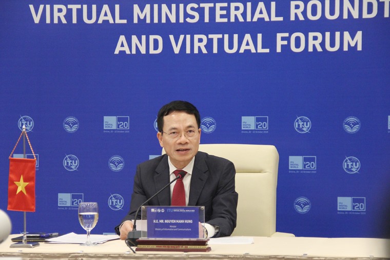 Bộ trưởng Bộ Thông tin và Truyền thông Nguyễn Mạnh Hùng phát biểu khai mạc Hội nghị.