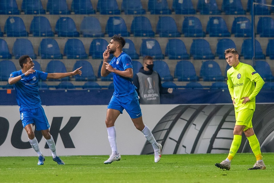 Slovan Liberec (áo xanh) của Filip Nguyễn khởi đầu chiến dịch Europa League suôn sẻ. Ảnh: Slovan Liberec.