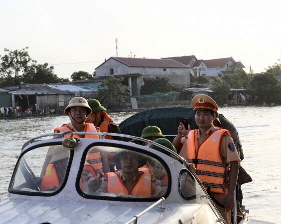 Thiếu tướng Nguyễn Đức Trung - Cục trưởng CSGT đôn đốc công tác đảm bảo trật tự an toàn giao thông tại một số tỉnh miền Trung. Ảnh: Cục CSGT.