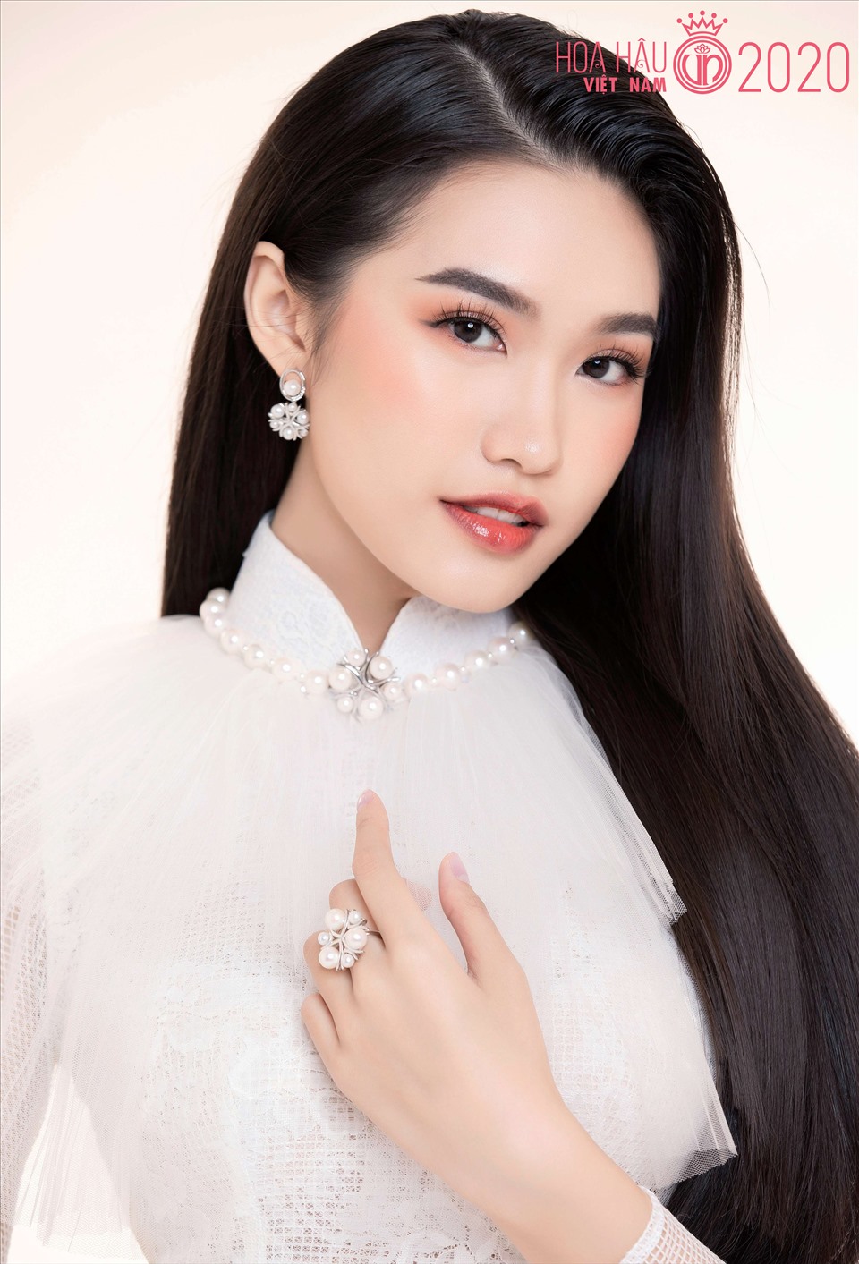 Việc Doãn Hải My sinh năm 2001, đến từ Hà Nội lọt top 35 cô gái vào chung kết Hoa hậu Việt Nam không khiến nhiều người bất ngờ. Bởi ngay từ những ngày đầu, cô đã là một ứng cử viên sáng giá và gây chú ý. Ảnh: HHVN.