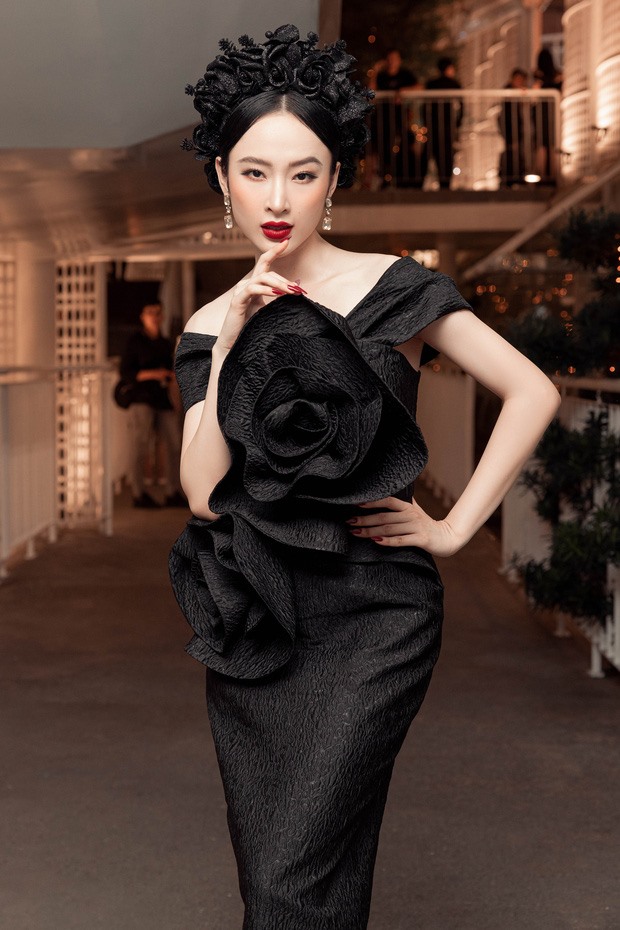 Tối 24.10, nữ diễn viên Angela Phương Trinh đã tái xuất thảm đỏ tại sự kiện ra mắt thương hiệu thời trang mới của nhà thiết kế Đỗ Mạnh Cường sau một thời gian dài ở ẩn. Ảnh: Mr.At.