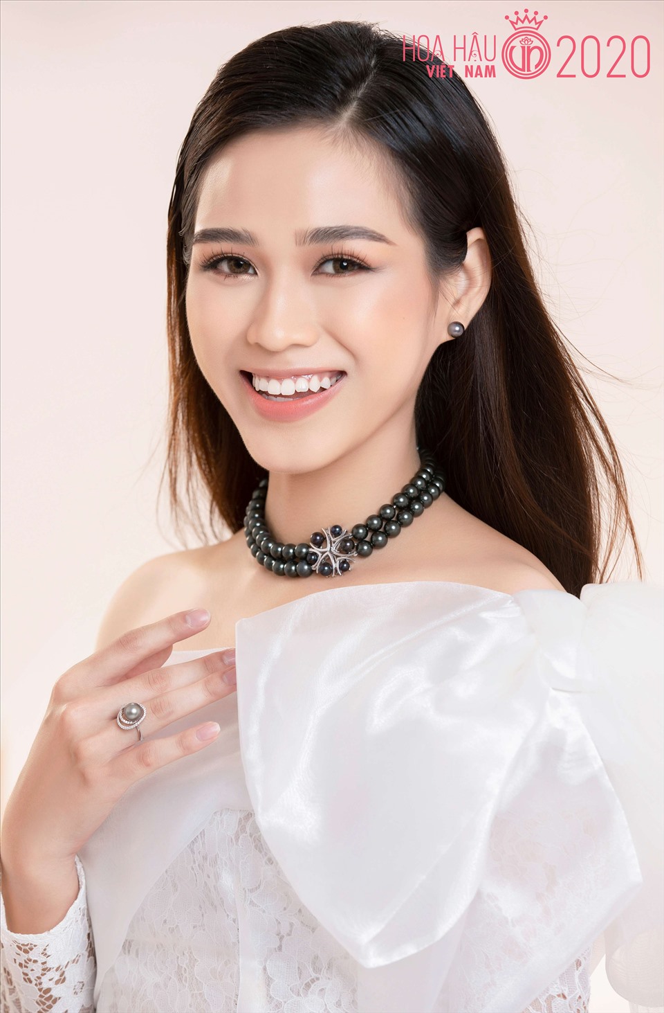 Không phải là thí sinh Hoa hậu Việt Nam 2020 nhận được sự chú ý ngay từ đầu cuộc thi nhưng Đỗ Thị Hà đã có những phần thể hiện xuất sắc trong chặng đường tới chung kết. Ảnh: NVCC.