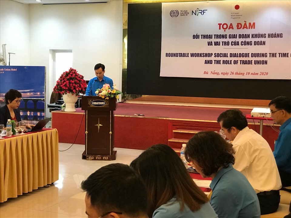 Việc đối thoại của tổ chức Công đoàn đã đóng vai trò quan trọng trong việc bảo vệ quyền lợi người lao động bị ảnh hưởng do dịch COVID-19 ở Đà Nẵng. Ảnh: Tường Minh