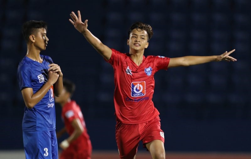 U15 PVF thi đấu áp đảo trước đối thủ Đà Nẵng. Ảnh: VFF