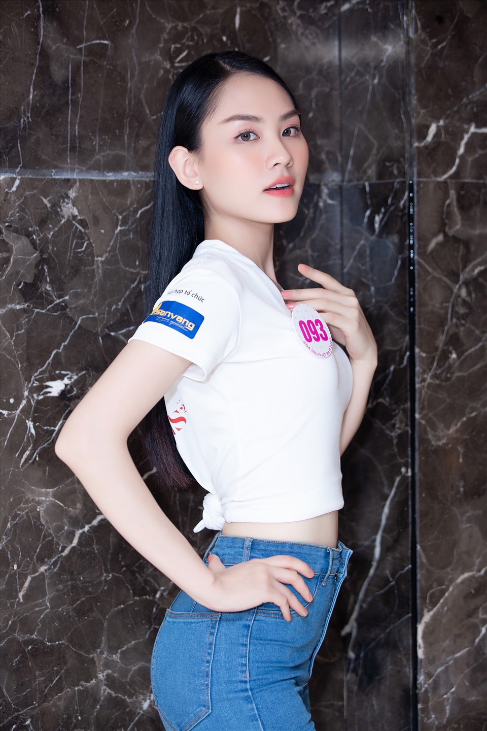 Vốn được mệnh danh là “nữ thần mặt mộc“, Hoa khôi Đại học Đồng Nai Huỳnh Mai Phương cũng là ứng cử viên sáng giá cho ngôi vị cao quý. Ảnh: SV.