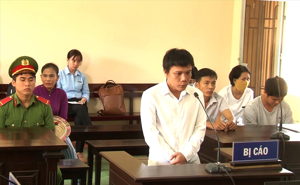 Bị cáo Nguyễn Thành Cơ tại phiên tòa. Ảnh: Thanh Dự.