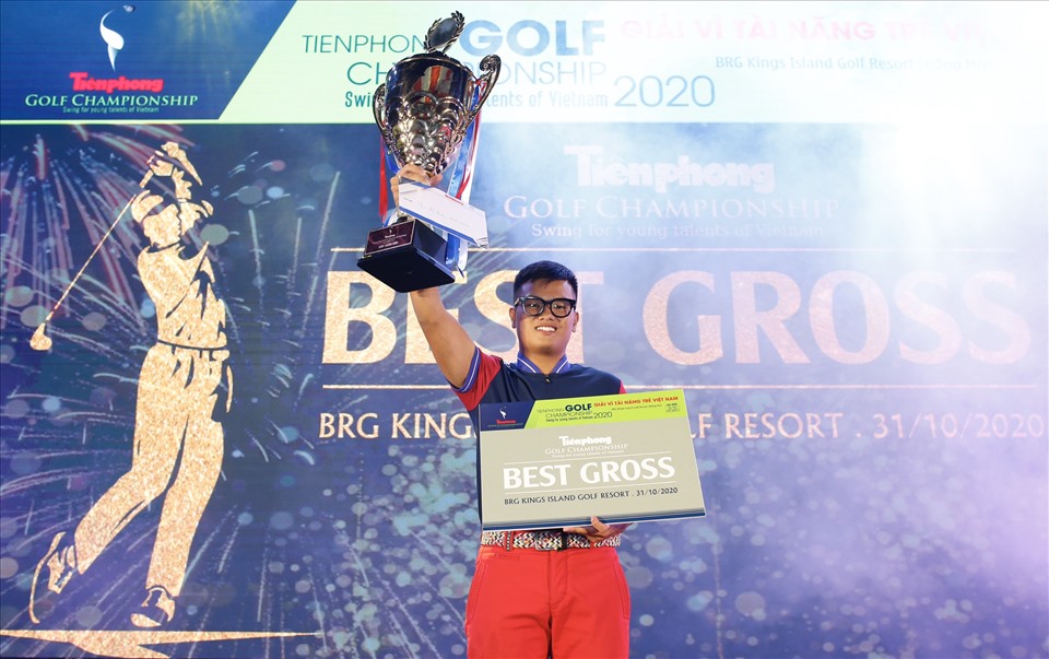 Nhất Long giành chức vô địch xứng đáng tại Tiền Phong Golf Championship 2020. Ảnh: Dương Triều
