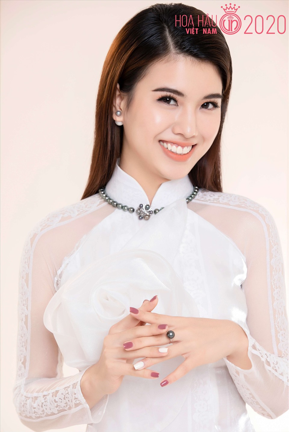 Hoa khôi Kinh đô Việt Nam 2019 Đặng Phương Nhung, sinh năm 2000 cũng là một ứng viên sáng giá cho vương miện Hoa hậu Việt Nam 2020. Ảnh: Lê Thiện Viễn.
