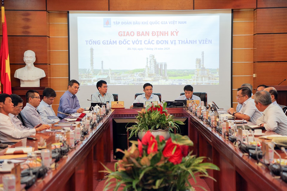 Tổng giám đốc PVN Lê Mạnh Hùng đã chủ trì cuộc họp trực tuyến về tình hình sản xuất, kinh doanh tháng 9 và 9 tháng đầu năm 2020.