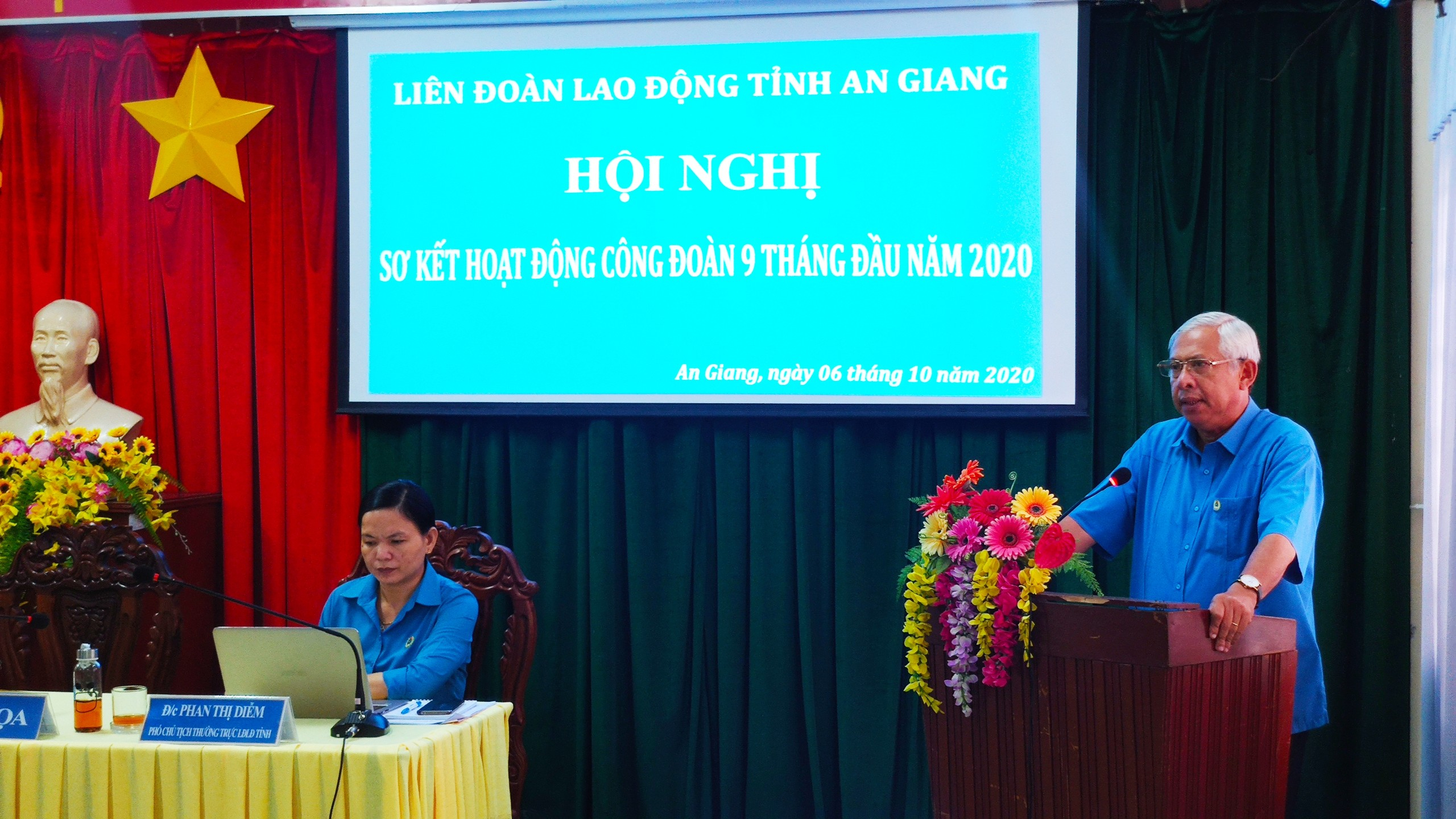 Chủ tịch LĐLĐ tỉnh An Giang Nguyễn Thiện Phú phát biểu kết luận hội nghị. Ảnh: Cẩm Tú