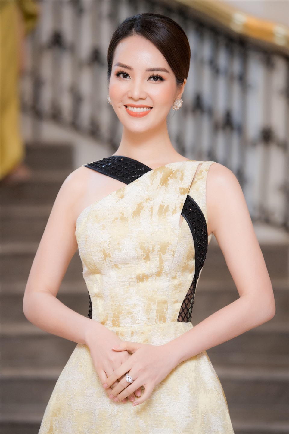 Năm nay, Á hậu Thuỵ Vân giữ vị trí người “cầm cân nảy mực“, là 1 trong 7 thành viên Ban giám khảo trực tiếp chọn ra tân Hoa hậu Việt Nam 2020. Ảnh: Toan Vu.