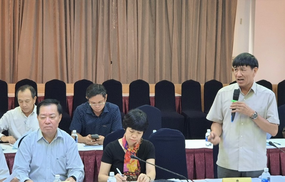 Ông Lê Đình Quảng, Phó Ban Quan hệ lao động Tổng LĐLĐ Việt Nam, cho biết chi tài chính CĐ chiếm tỷ trọng nhiều nhất tại cấp CĐCS. Ảnh Nam Dương