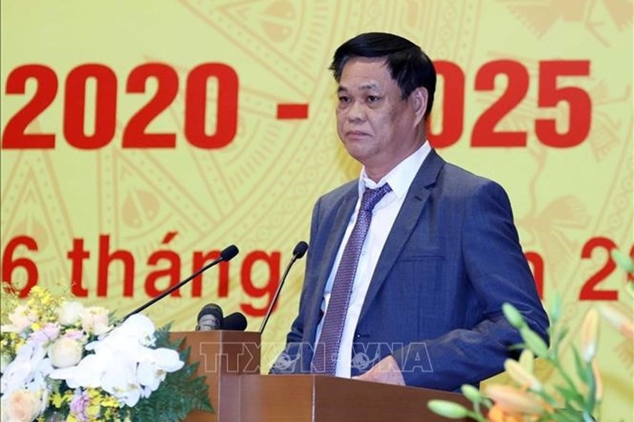 Ông Huỳnh Tấn Việt được bầu giữ chức vụ Bí thư Đảng ủy Khối các cơ quan Trung ương, nhiệm kỳ 2020-2025. Ảnh Trọng Đức/TTXVN