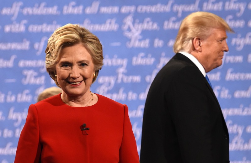 Ông Donald Trump giành chiến thắng trước bà Hillary Clinton năm 2016. Ảnh: AFP