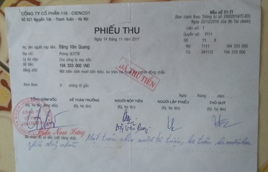 Ông Đặng Văn Quang cho biết phải cho công ty vay 194 triệu đồng tất toán với BHXH để được ..về hưu. Ảnh: Trần Tuấn.