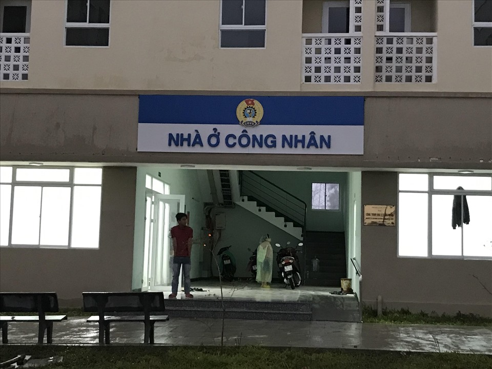 Khu nhà ở công nhân ở khu công nghiệp Hòa Cầm (chưa đưa vào sử dụng) là một trong 4 điểm trú ẩn dành cho công nhân lao động ở các khu nhà trọ thuộc địa bàn phường Hòa Thọ Tây, quận Cẩm Lệ, Đà Nẵng. Ảnh: Tường Minh