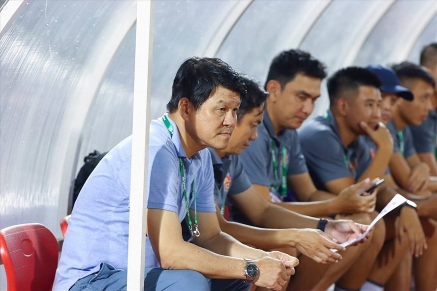 Huấn luyện viên Vũ Tiến Thành đã có mùa giải thành công ở Sài Gòn. Ảnh: SGFC