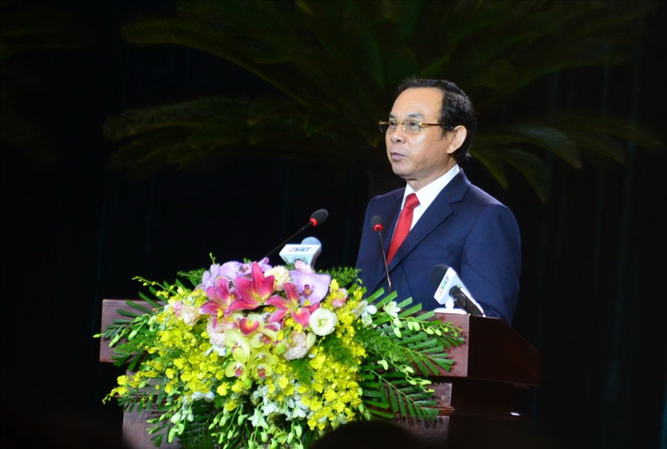 Bí thư Thành ủy TPHCM Nguyễn Văn Nên phát biểu tại buổi lễ.  Ảnh: Minh Quân