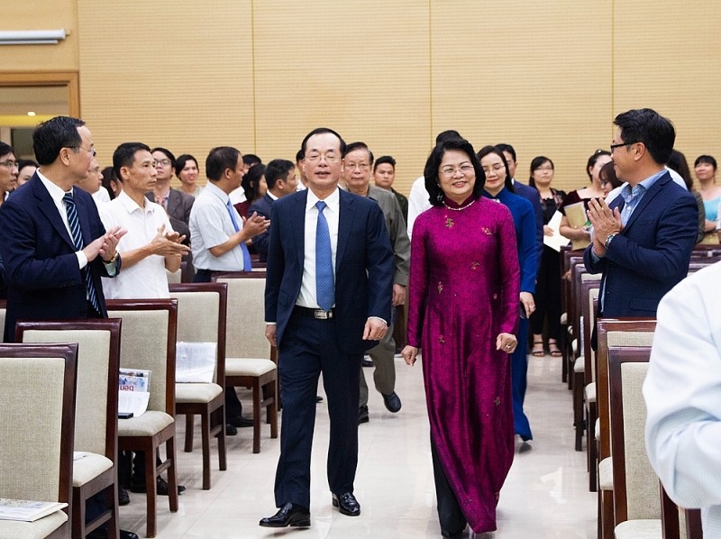 Phó Chủ tịch nước Đặng Thị Ngọc Thịnh tham dự Đại hội Thi đua yêu nước ngành Xây dựng lần thứ V. Ảnh Bộ Xây dựng.