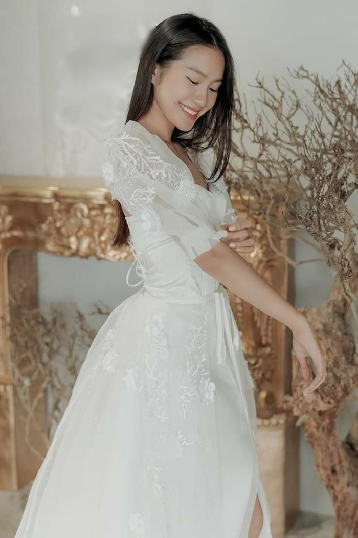 Doãn Hải My là một trong những cô gái gây tiếc nuối nhất tại Hoa hậu Việt Nam 2020. Dù được đánh giá cao bởi nhan sắc xinh đẹp song cô chỉ dừng chân ở Top 10 chung cuộc và giành giải Người đẹp tài năng.