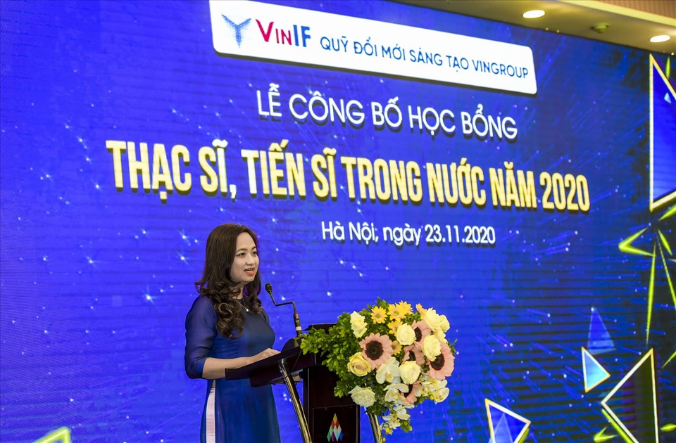PGS. TSKH Phan Thị Hà Dương, Giám đốc điều hành Quỹ đổi mới sáng tạo Vingroup (VinIF) phát biểu trong Lễ ký kết tài trợ Dự án Nghiên cứu Khoa học và Công nghệ năm 2020