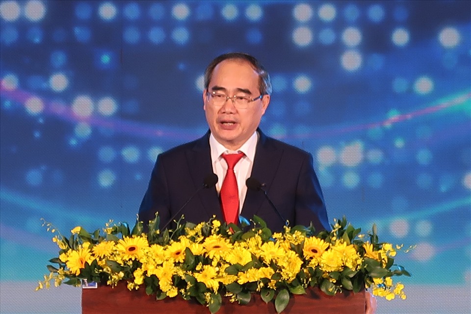 Ông Nguyễn Thiện Nhân, Uỷ viên Bộ Chính trị, Phụ trách điều hành Thành uỷ TPHCM  phát biểu tại ngày hội. Ảnh: Nguyễn Huy