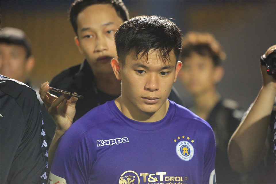 Nhiều cầu thủ Hà Nội đã không che giấu được sự thất vọng.
