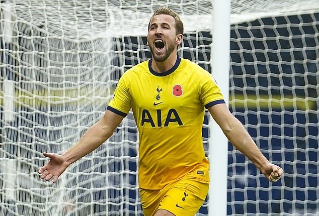 Kane đem về chiến thắng cho Tottenham ở phút 88. Ảnh: Premier League.