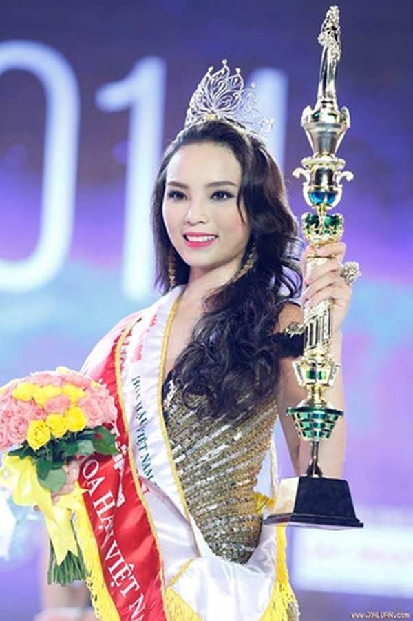 Kỳ Duyên không được trao vương miện cho Hoa hậu Việt Nam 2016. Ảnh: BTC