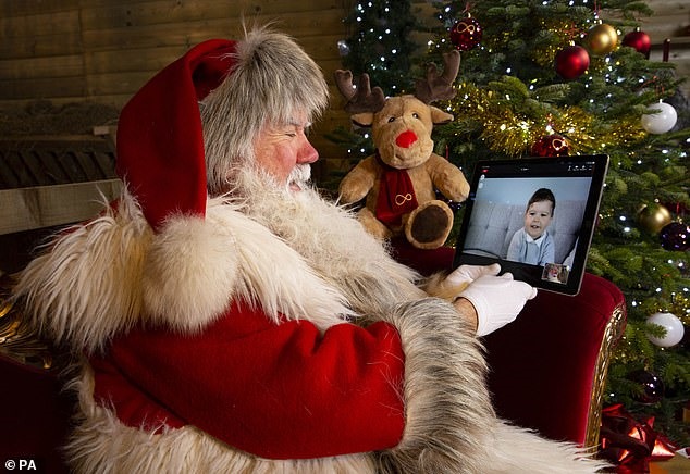 Ông già Noel ở Anh được miễn đeo khẩu trang dịp giáng sinh 2020