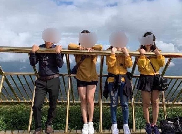 Hành vi phản cảm này đa phần đến từ thiếu ý thức của giới trẻ. Ảnh: Chụp màn hình.