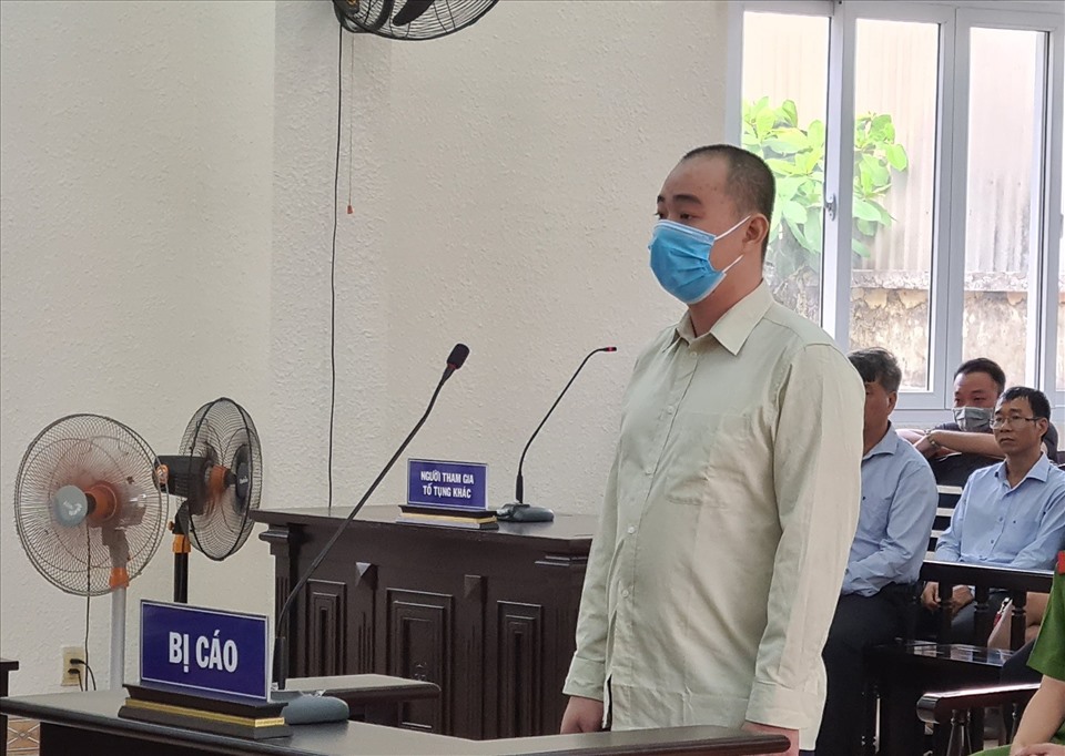 Viện kiểm sát đề nghị tuyên phạt mức án từ 15-16 năm tù với bị cáo Sơn. Ảnh:Dương Bình