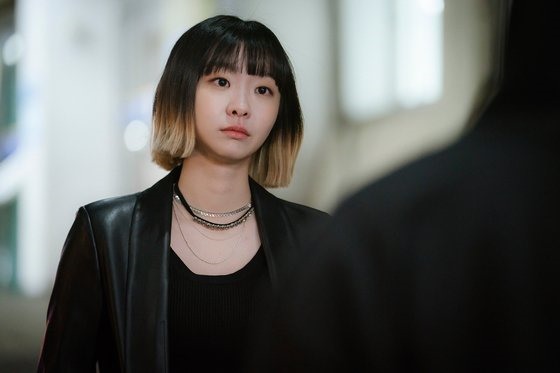 Kim Da Mi được yêu mến khi vào vai “nữ quái” Jo Yi Seo. Ảnh cắt phim.