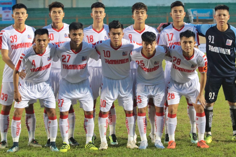 Tối 11.12, ứng viên cho chức vô địch U21 Quốc gia - U21 Viettel có trận ra quân gặp đối thủ Long An. Với nhiều tuyển thủ U22 Việt Nam cũng như các cầu thủ từng thi đấu tại V.League, U21 Viettel hiển nhiên được đánh giá cao hơn đội bóng đến từ miền Tây.