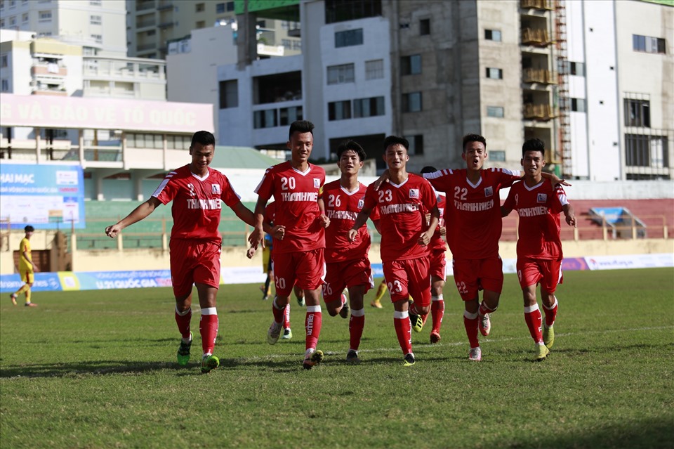 Tuy nhiên trong cơ hội phản công hiếm hoi ở hiệp 2, U21 Nam Định tiếp tục có bàn thắng thứ 3 do công của số 9 Vũ Hoàng Đắc. Đây cũng là bàn ấn định chiến thắng 3-0 cho đội bóng thành Nam.