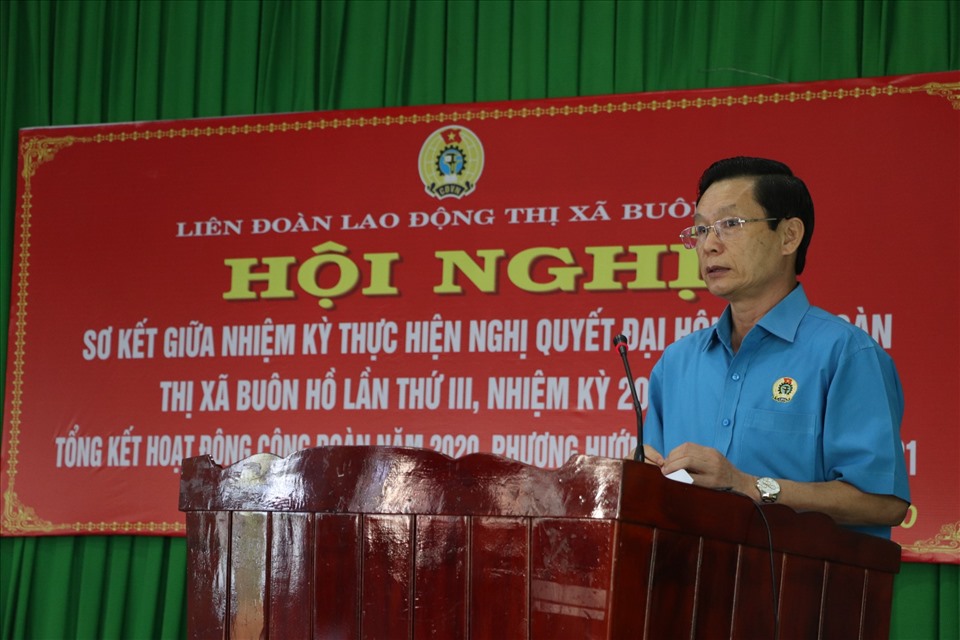 Ông Nguyễn Công Bảo - Chủ tịch LĐLĐ tỉnh Đắk Lắk phát biểu. Ảnh: T.X