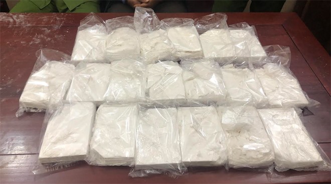 Tang vật gồm 19 bánh heroin bị lực lượng chức năng thu giữ Ảnh: Công an Nghệ An