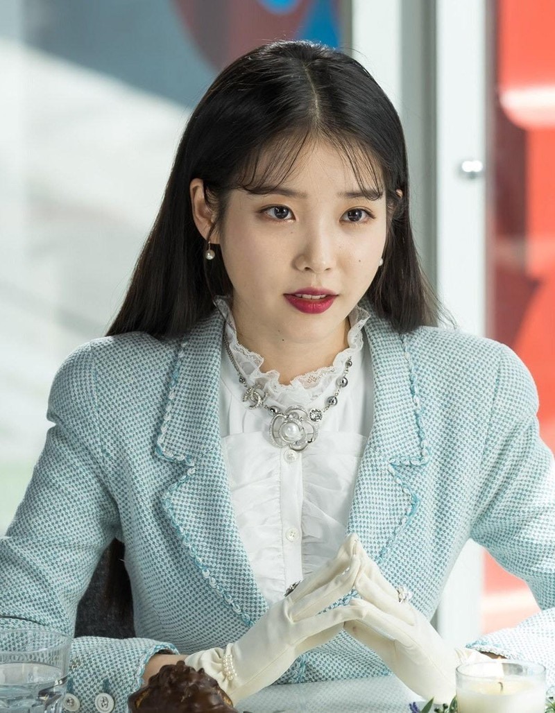 Từ vai diễn Kim Pil Sook trong bộ phim “Dream High” cho đến Hae Soo ở “Người tình ánh trăng”, Cindy ở “Hậu trường giải trí”… hay gần nhất là vai bà chủ khách sạn Jang Man Wol trong “Khách sạn ma quái” đều tạo được dấu ấn nhất định. Ảnh cắt phim.