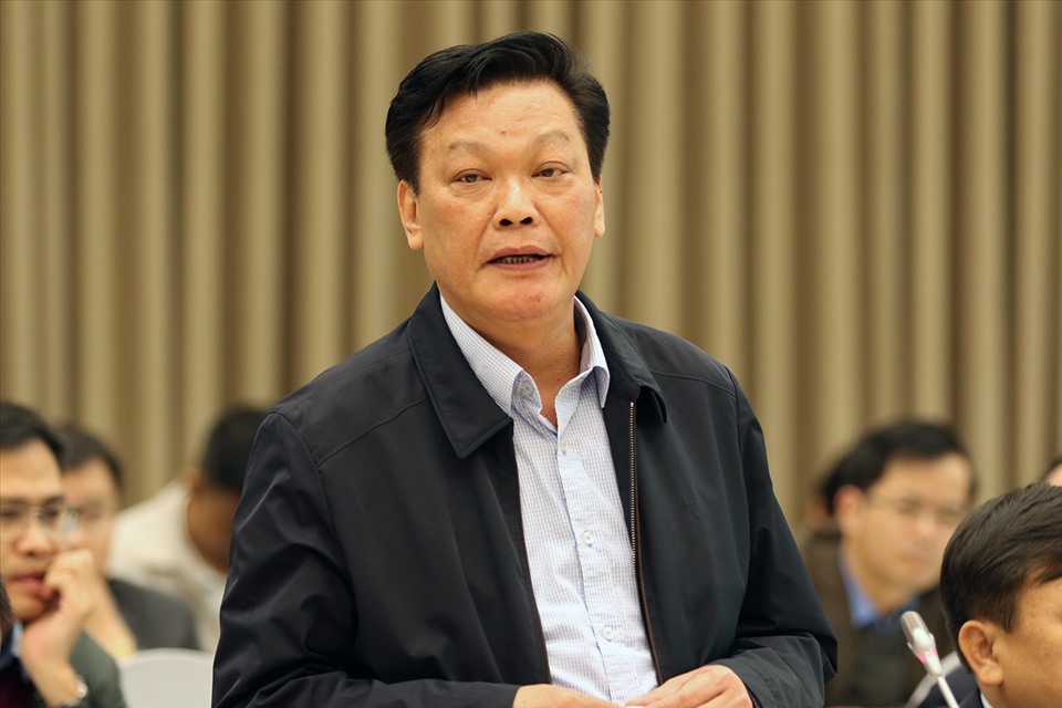 Thứ trưởng Bộ Nội vụ Nguyễn Duy Thăng trả lời tại họp báo. Ảnh Khương Trung
