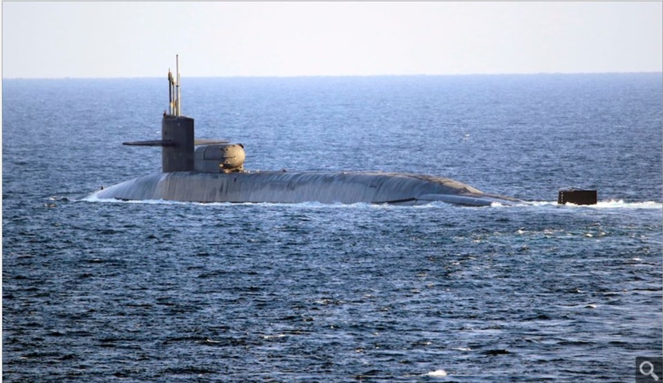 Hải quân Mỹ không chỉ  không bố về hoạt động mà còn thông tin về uy lực của tàu ngầm hạt nhân lớp Ohio USS Georgia (SSGN 729) cũng như các tàu chiến Mỹ đi kèm hôm 21.12. Động thái được đánh giá là hiếm có của hải quân Mỹ. Ảnh: Hải quân Mỹ.