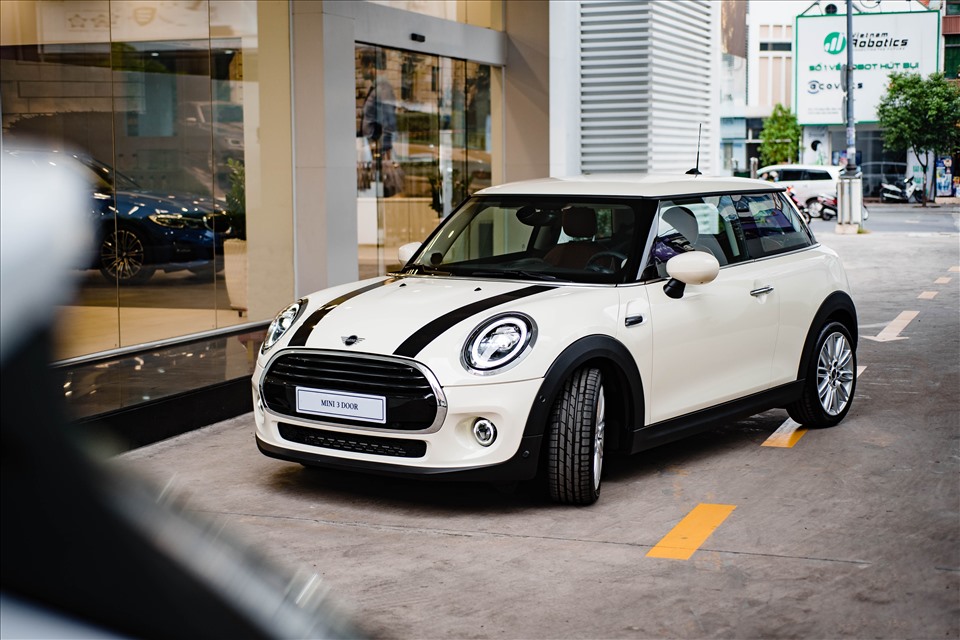 Mini Cooper 3 cửa.