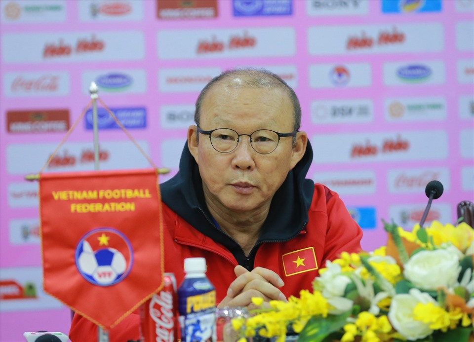 Thầy Park trong buổi họp báo trước hai trận đấu của đội tuyển Việt Nam. Ảnh: Thanh Xuân