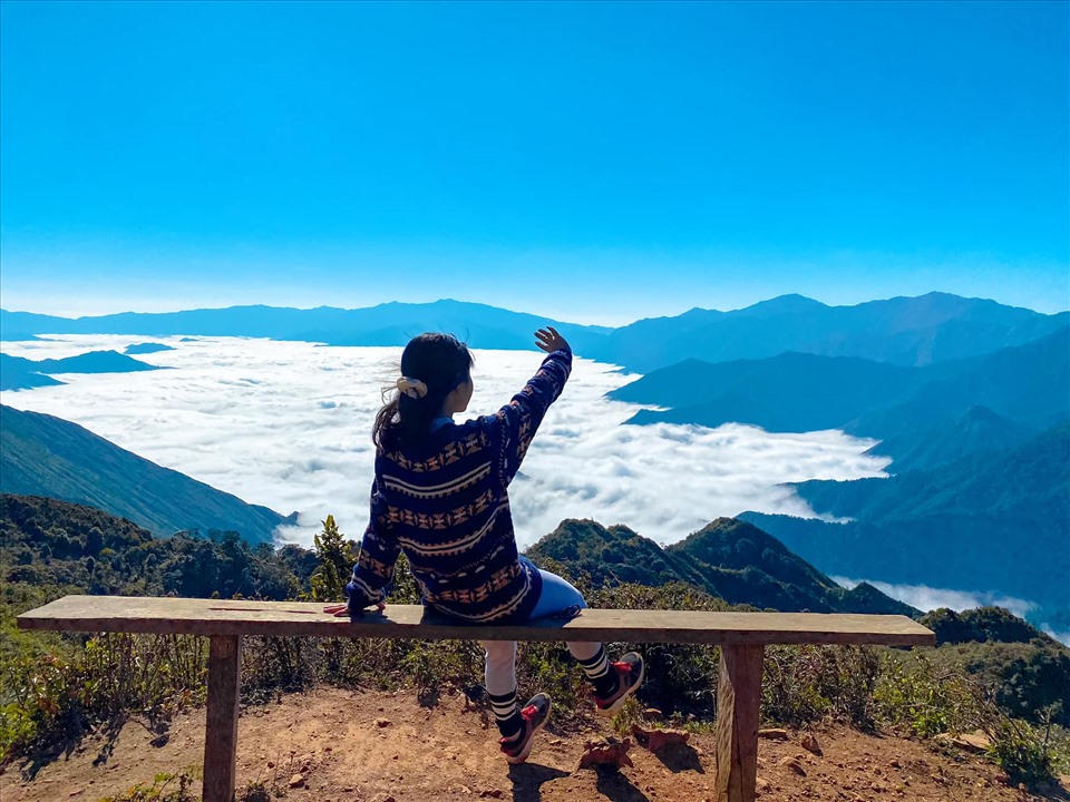 Vẻ đẹp của mây ngàn, gió núi nơi đỉnh cao Tà Chì Nhù luôn cuốn hút những tay săn ảnh và dân phượt đam mê khám phá. Ảnh: Phạm Thu Hương