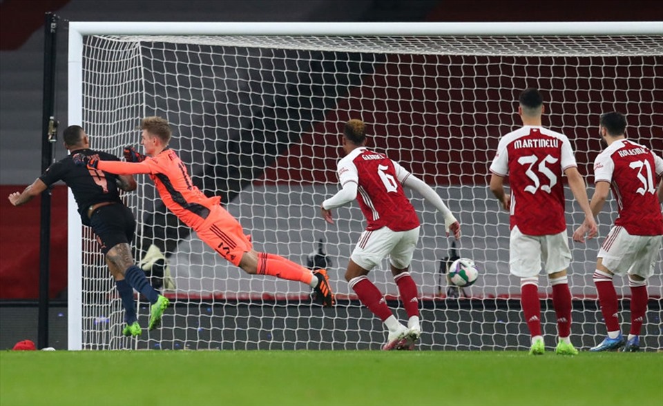 Arsenal vừa không may, vừa hay mắc lỗi dẫn đến bàn thua sớm khiến họ rơi vào tình thế khó khăn. Ảnh: AFP