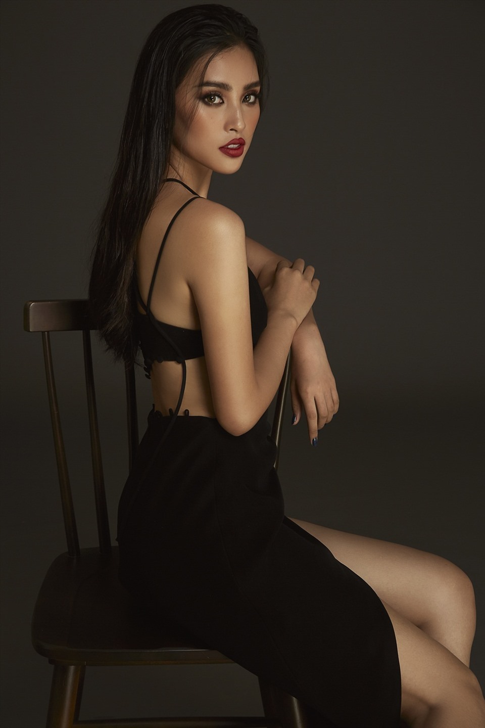 Hoa hậu Việt Nam 2018 Trần Tiểu Vy sau 2 năm đăng quang có sự thay đổi rõ rệt về hình ảnh.